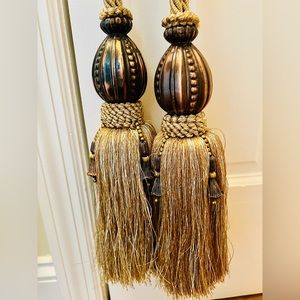 Curtain Ties Pair